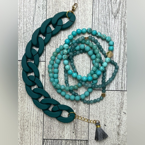Western Chic Turquoise Stacked Bracelet Set- Stylish Bohemian Layered Bracelets - Picture 9 of 9